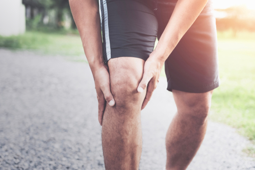 does your knee feel tight and stiff?