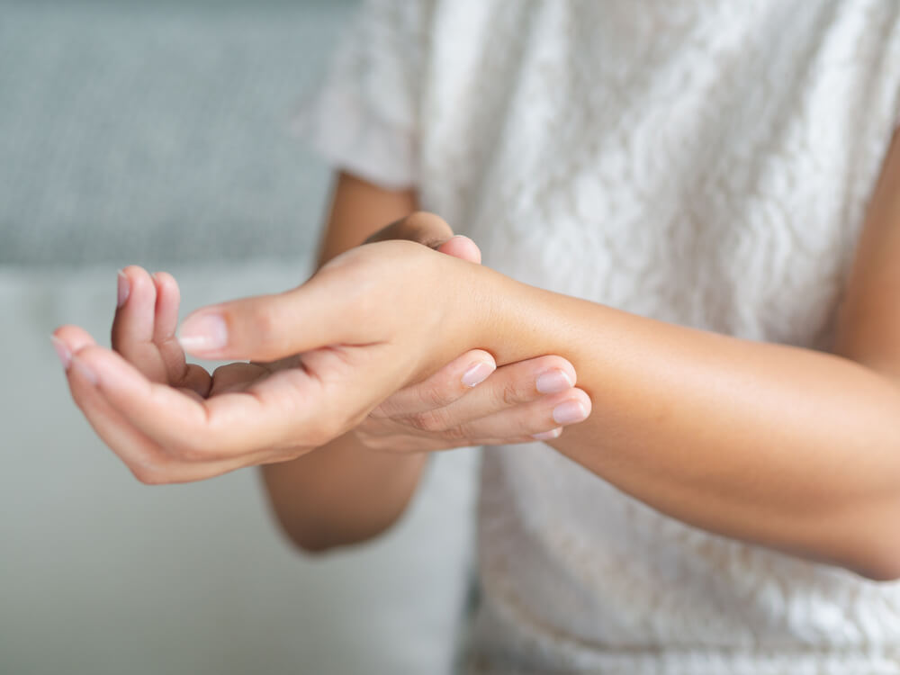 burning pain in wrist