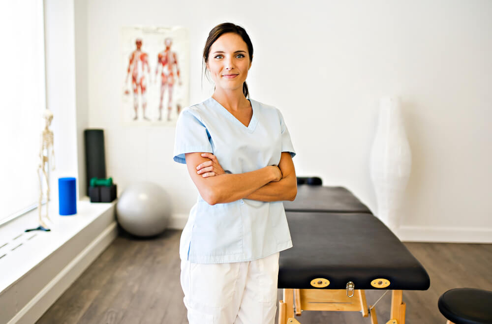 can physical therapists prescribe pain meds?