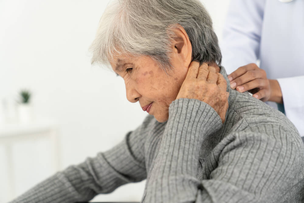 chronic neck pain after cervical fusion
